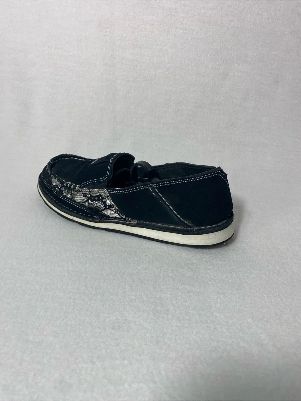 ARIAT Women’s Cruiser Shoes Black White Stitching Leather Slip On Loafer Size 9B